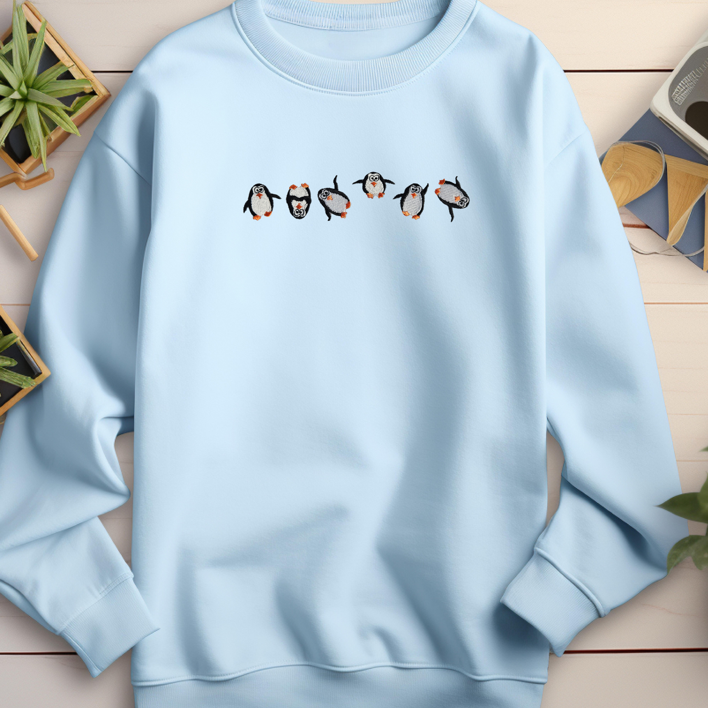 Embroidered Sweatshirt Penguins Sweater Gift Soft Comfy Pullover Present Unisex Hoodie Embroidered Custom Crewneck Sweatshirt for Mom