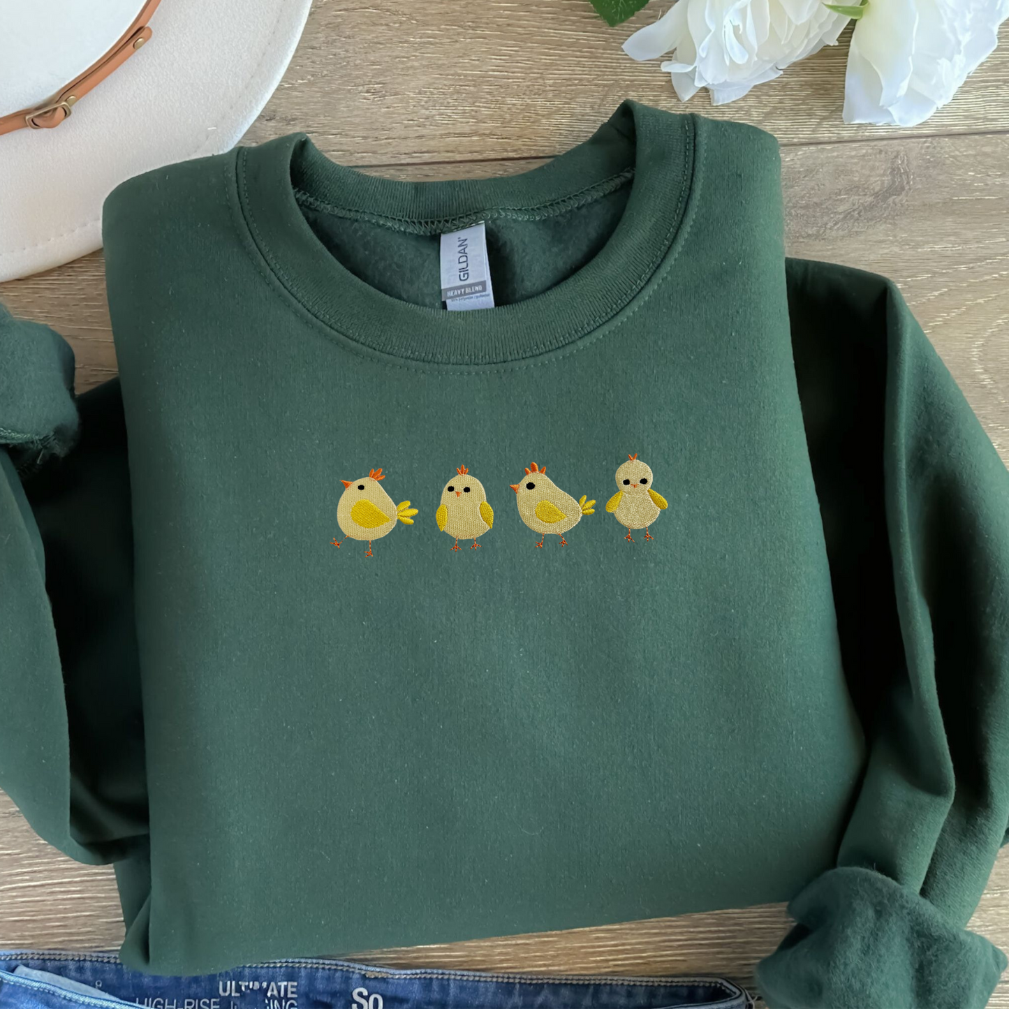 Embroidered Sweatshirt Chicks Sweater Gift Comfy Women's and Men's Pullover Present Unisex Hoodie Animal Lovers Custom Crewneck Sweatshirt