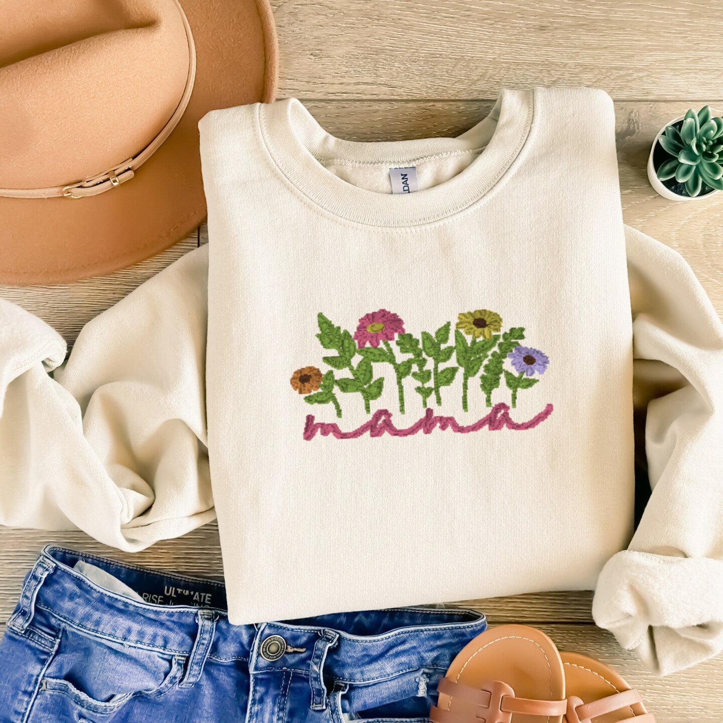 Embroidered Mama Sweatshirt Fun Mother's Day Sweater Gift Soft Comfy Pullover Unisex Hoodie Custom Crewneck