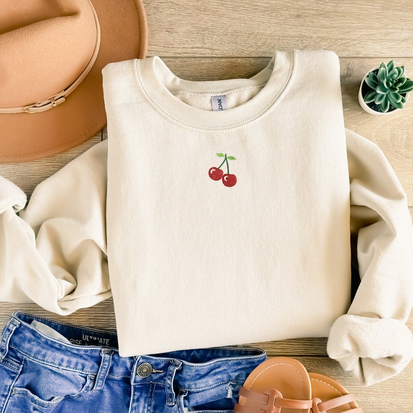 Embroidered Sweatshirt Cherry Womens Sweater Gift Comfy Pullover Unisex Hoodie Embroidered Custom Crewneck Sweatshirt for Mom