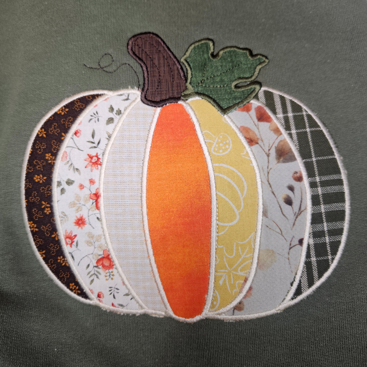Stitch out of applique pumpkin design